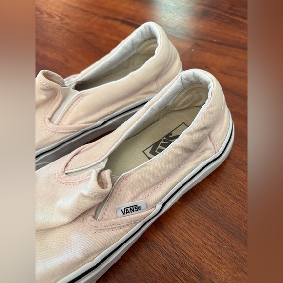 Vans light pink some discoloration see pics great shape size 9 - Picture 4 of 8